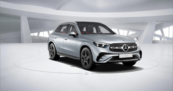 GLC 350 e 4MATIC AMG Dynamic<br><span style="color: #808080;">(ราคาเดิม 4,180,000)</span> - Image 3